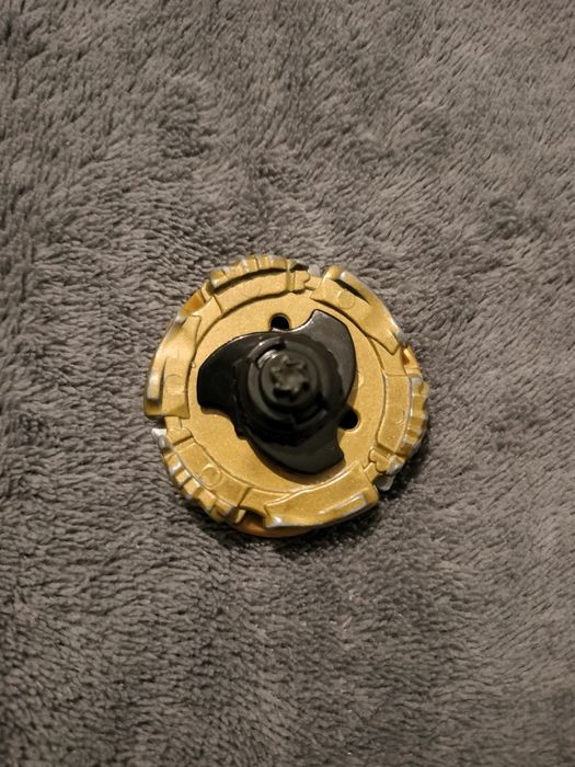 Meteo L-Drago Beyblade