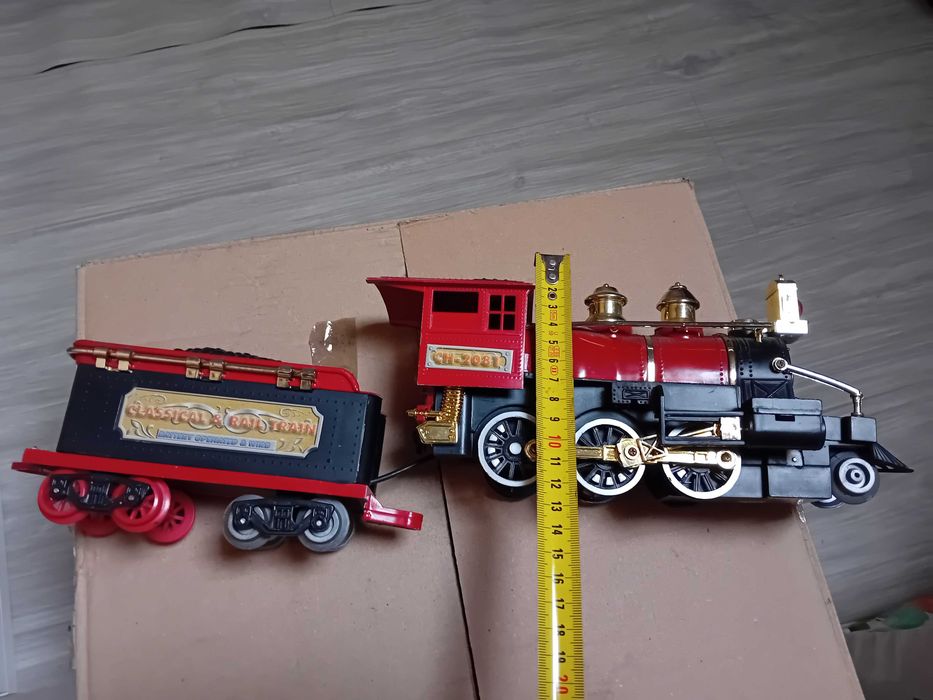 lokomotywa czerwona classical train