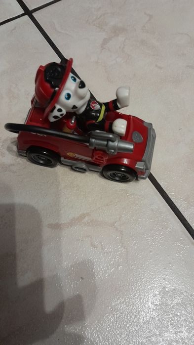 Psi patrol piesek Marshall i Wóz strażacki