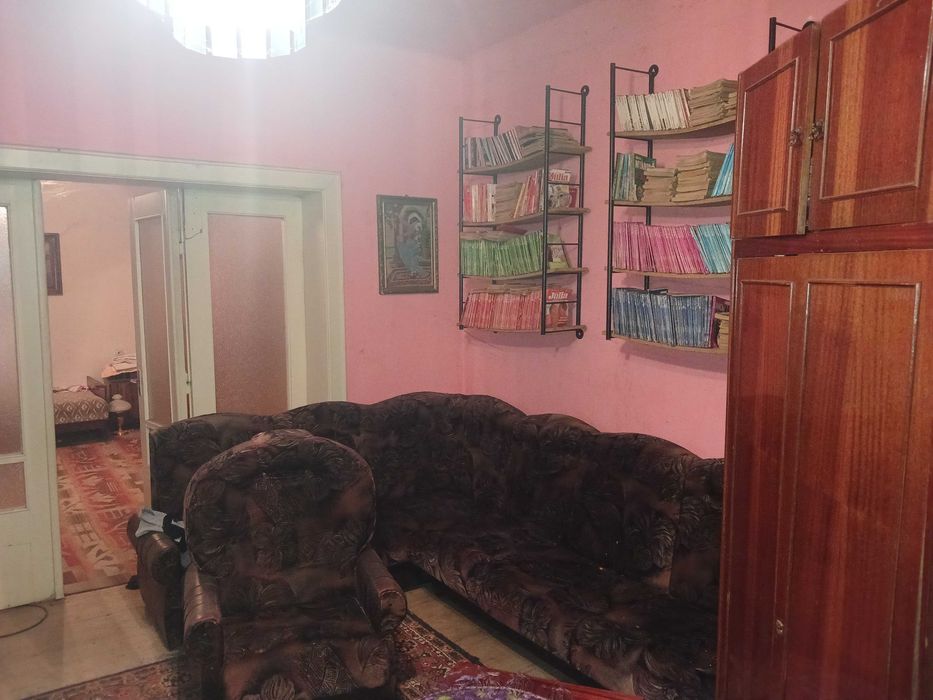 Будинок з горіховим садом в с. Мочола 3 км від м. Берегове