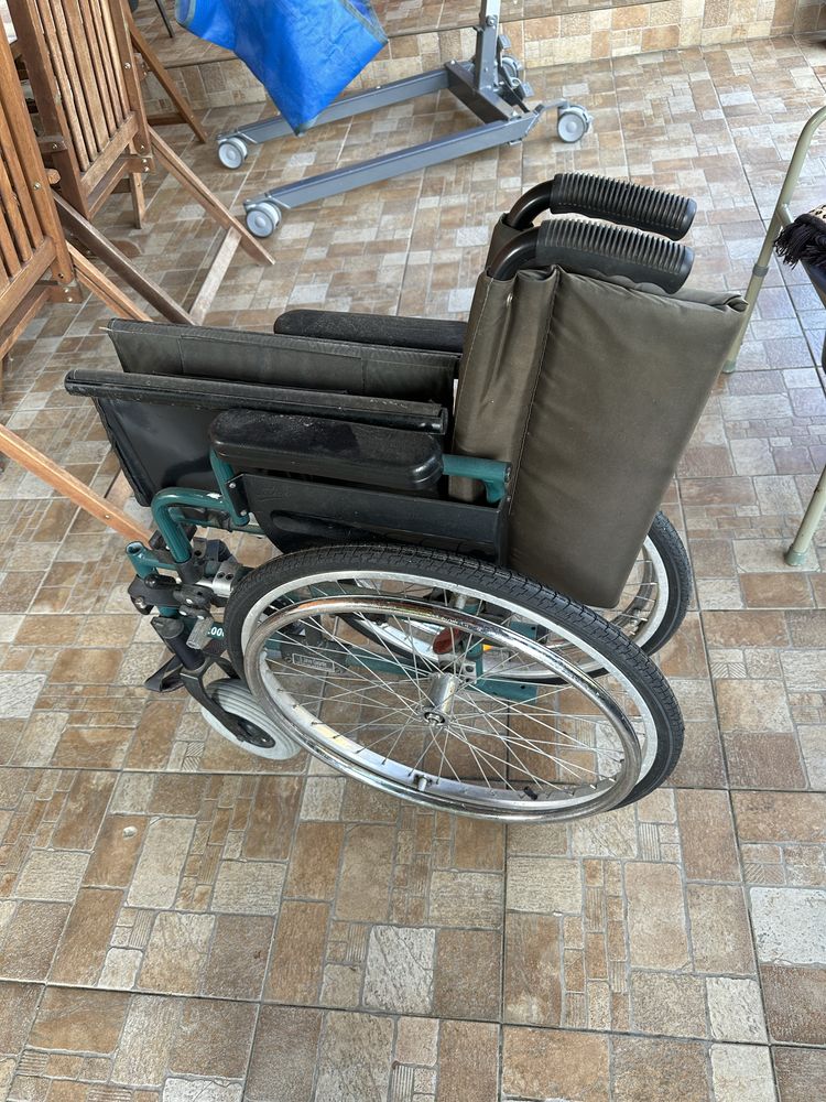 Інвалідна коляска. Мобільна