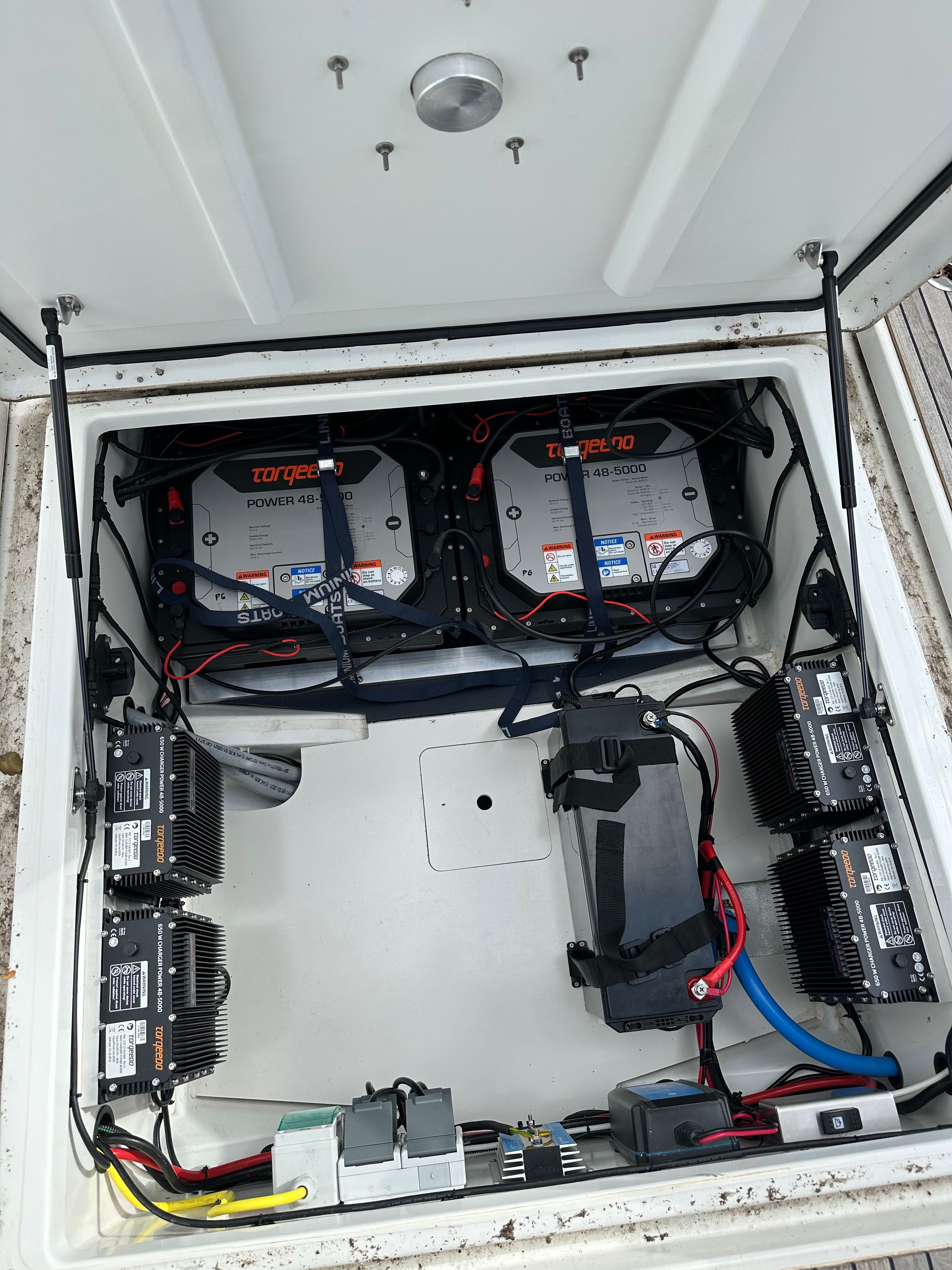 Jacht elektryczny Jeanneau Merry Fisher 795 Marlin