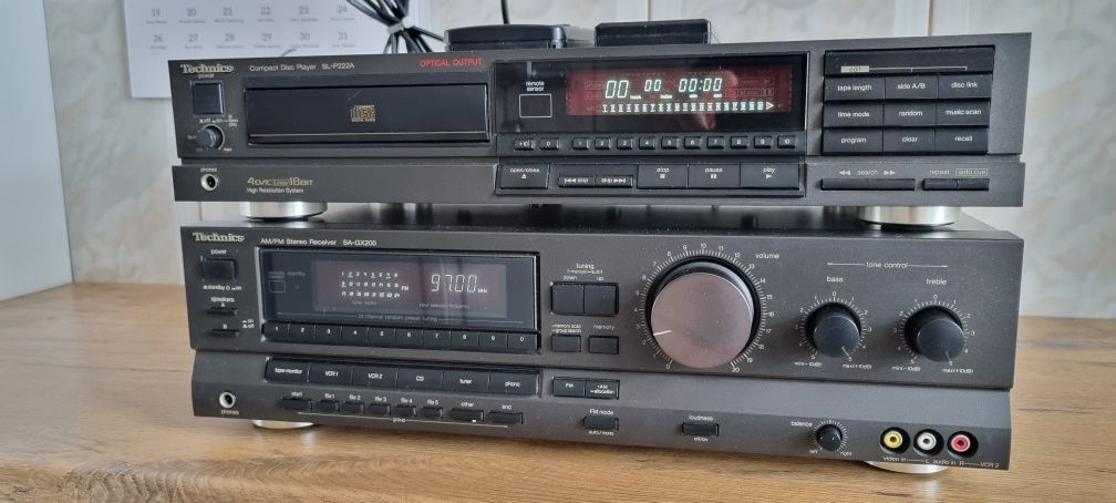 Amplituner Technics SA-GX200 , odtwarzacz CD SL-P 222A