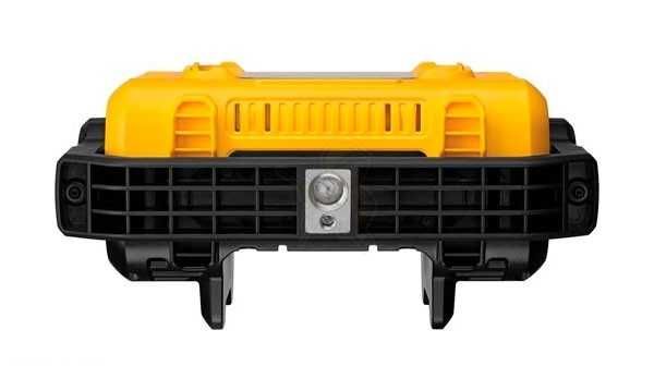 Lanterna LED Compacta XR 18V/12V Dewalt DCL077