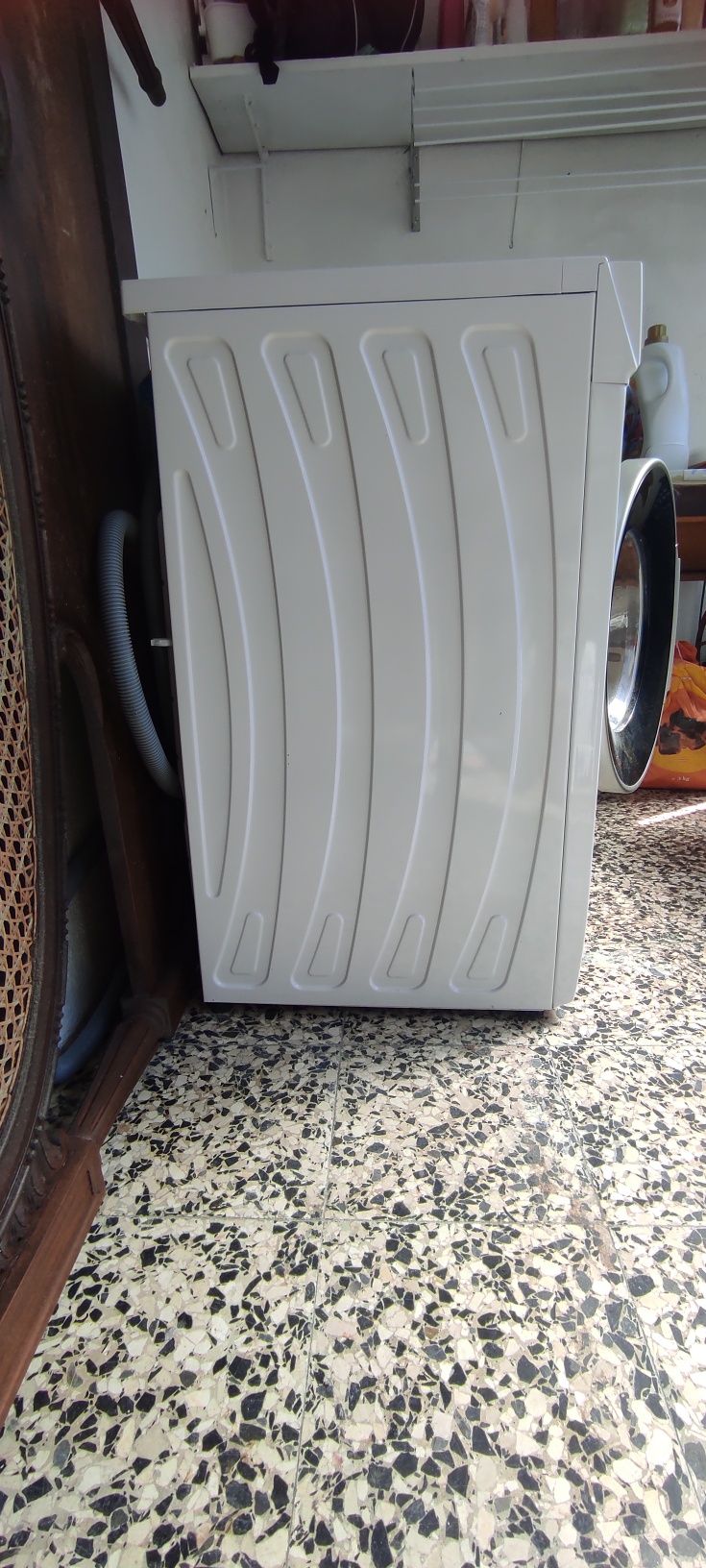 Máquina de lavar roupa 8kg 1400rpm