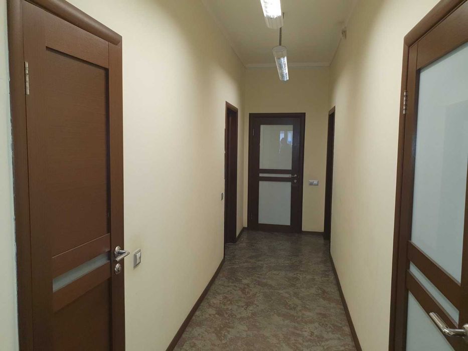 Оренда офіс + склад. Станція метро Академмістечко