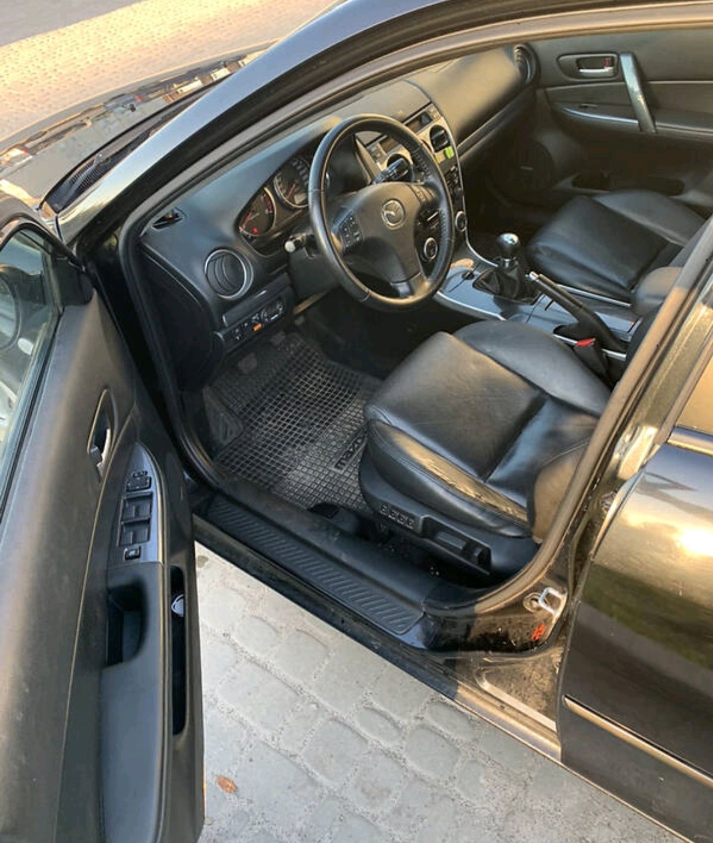 Mazda 6 2006 2.0 опис