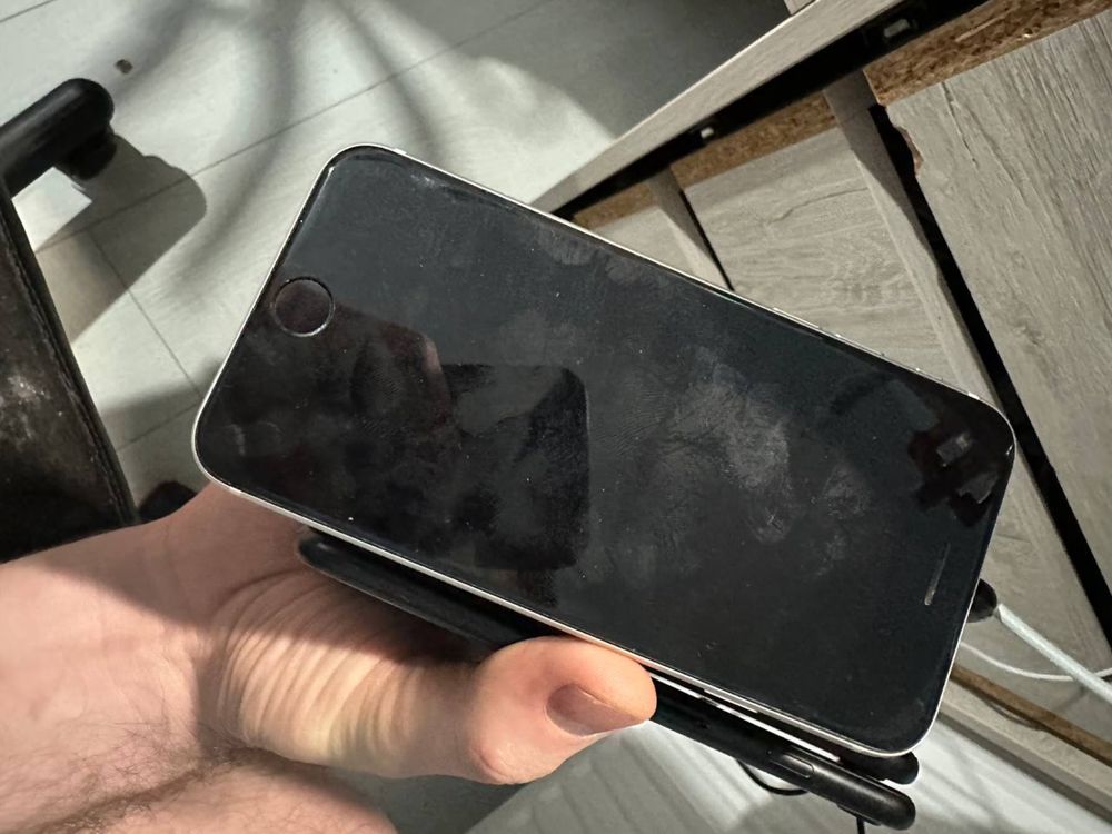 iPhone SE 2020 black донор