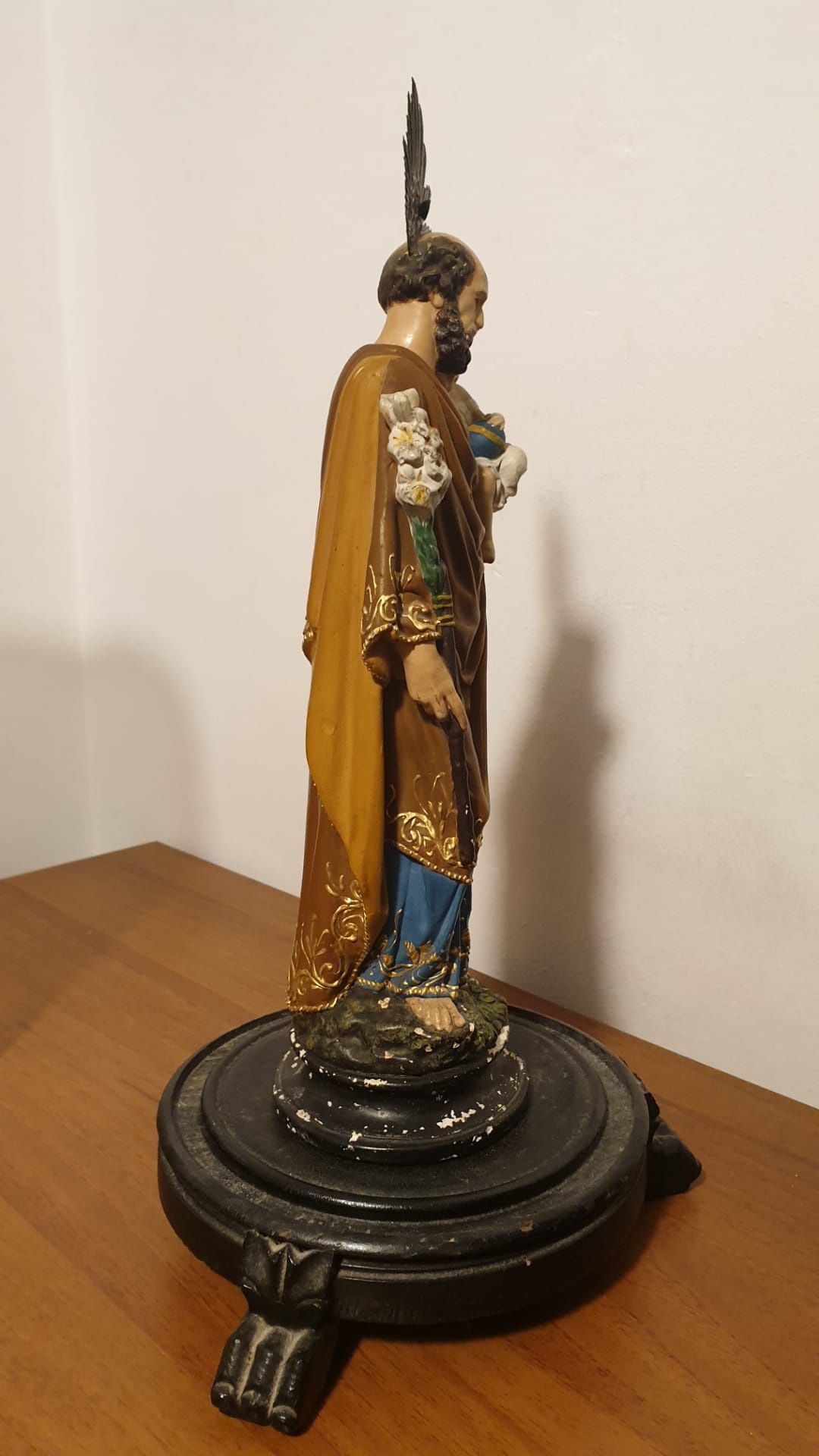 Figura sacra São José com Menino ao colo