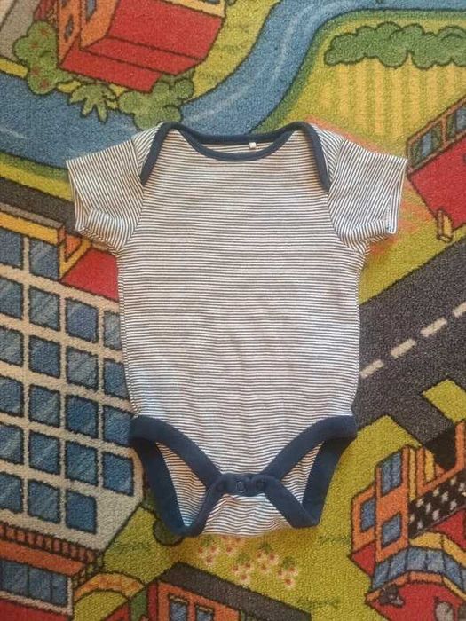 Body z krótkim rękawem Next, r.62/68