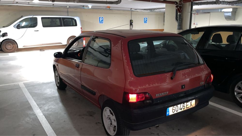 Vendo Renault Clio 1.2 – Ótimo para uso diário, ACEITO TROCAS