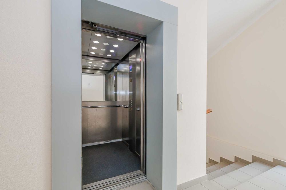 1-к 40 м2 Посольство США вул. Жамбила Жабаєва Сирець Шевченківський