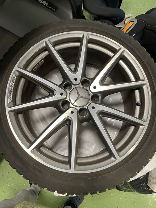 Komplet Kół 18'' opony zimowe Mercedes A45 Amg