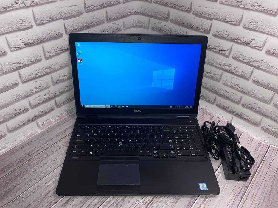 Dell Latitude E5580 | i7-7820HQ | 8GB Ram | 512GB SSD