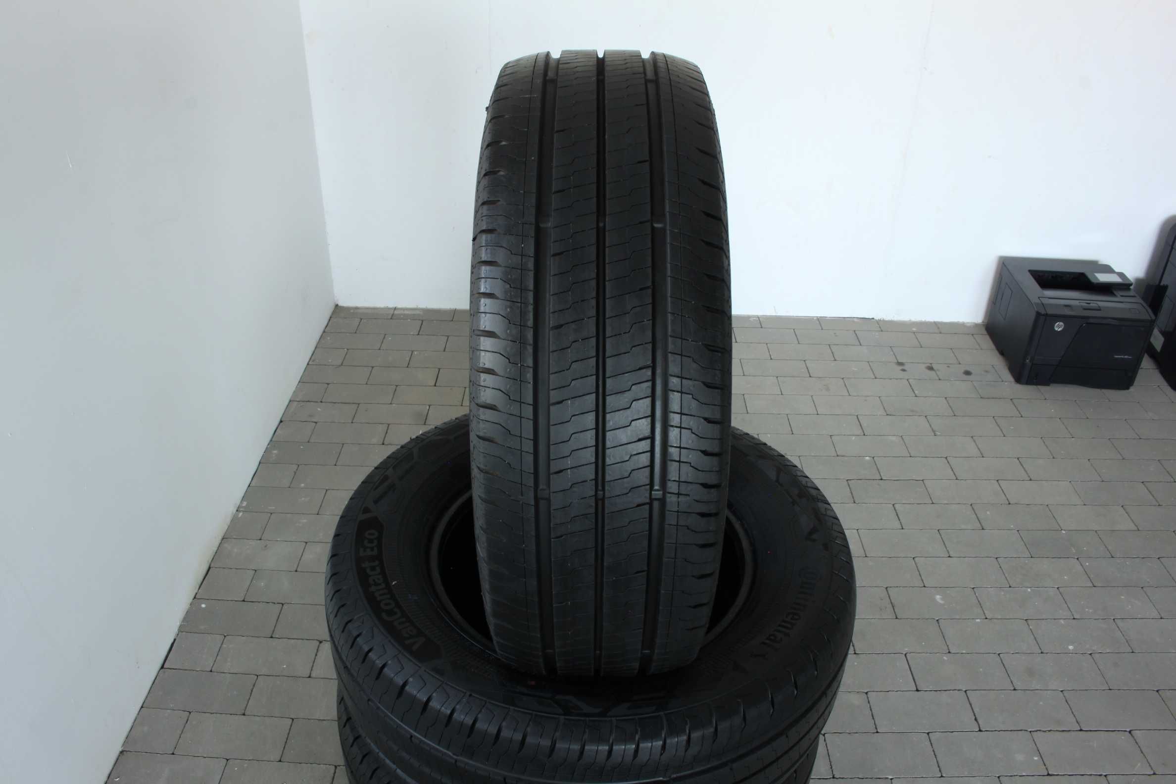 Opony letnie Continental 235/65 R16C Bus Kamper z nowego pojazdu