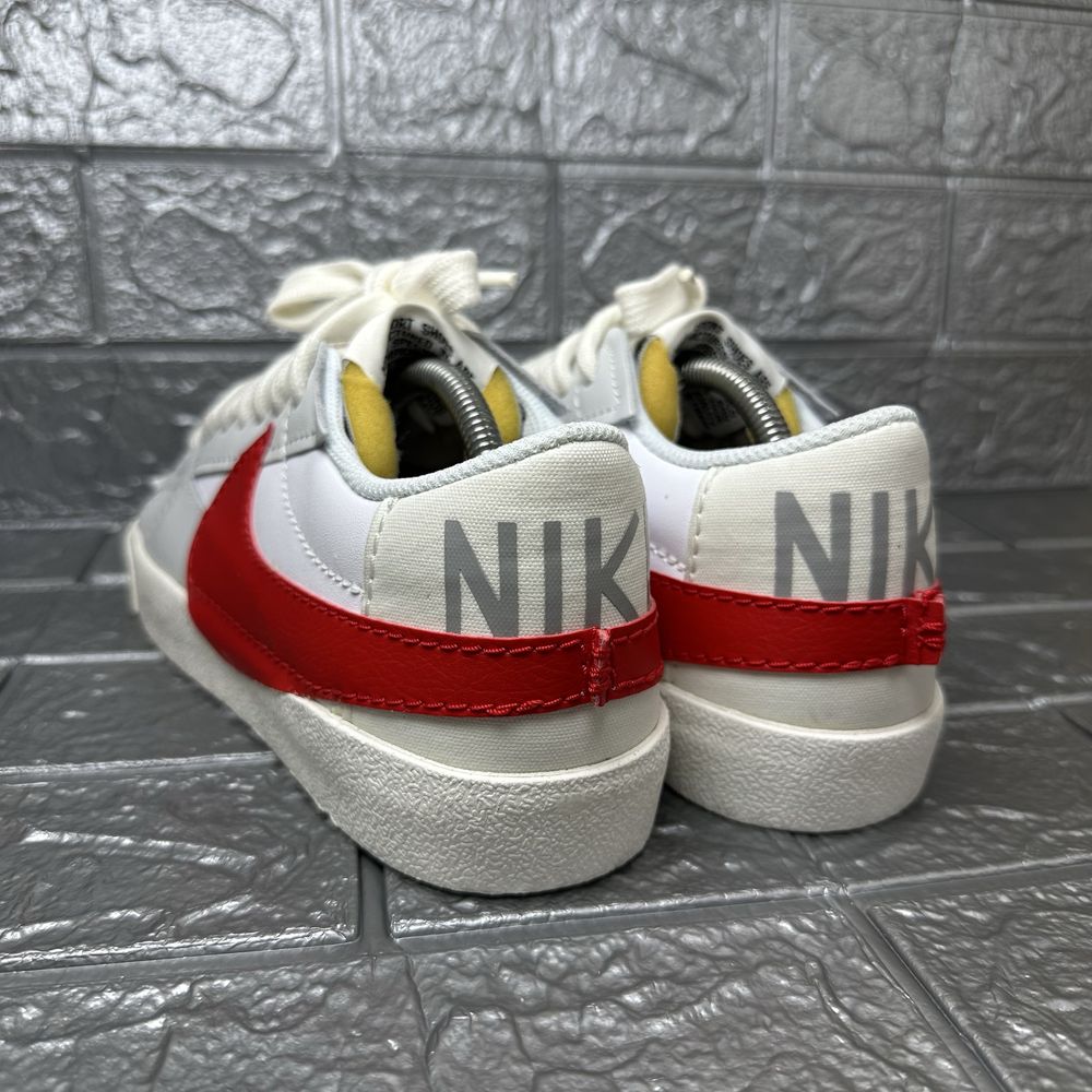 Чоловічі кросівки Nike Blazer Low 77 Jumbo Grey/Red Dq8769-100