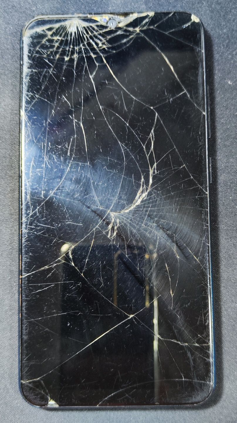 Продам VIVO Y1S робочий