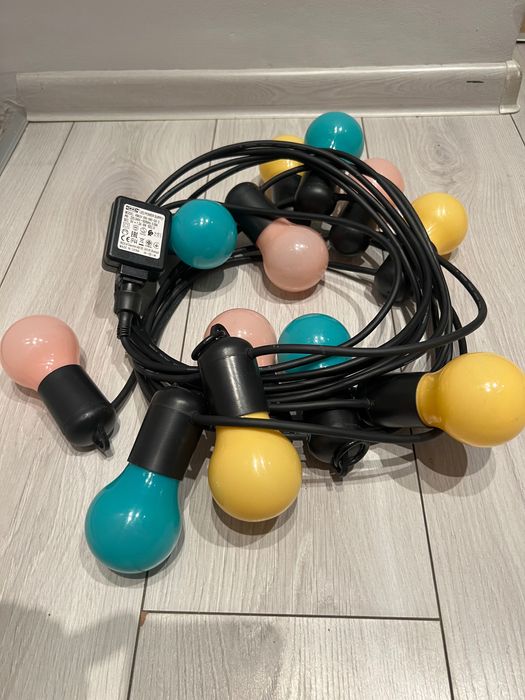 Girlanda świetlna IKEA SOLVINDEN – idealna na balkon, taras ogród