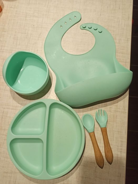 Дитячий набір посуду для введення прикорму
