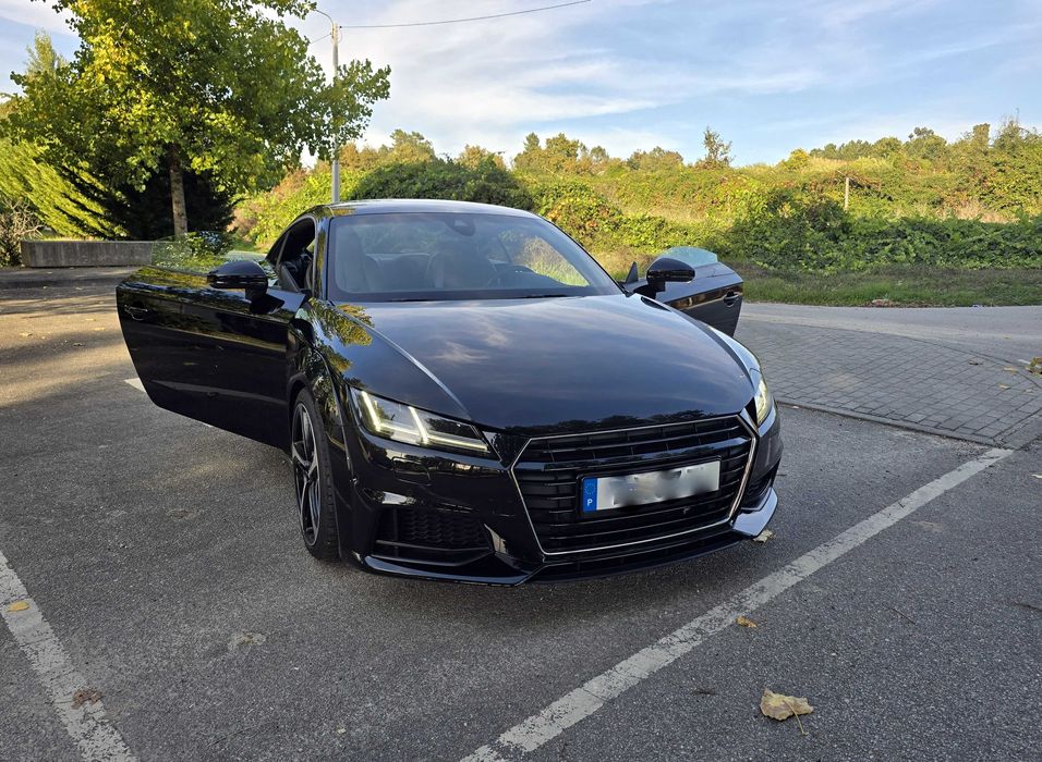 Audi TT Coupé 2.0TFSI S-line Caixa Manual