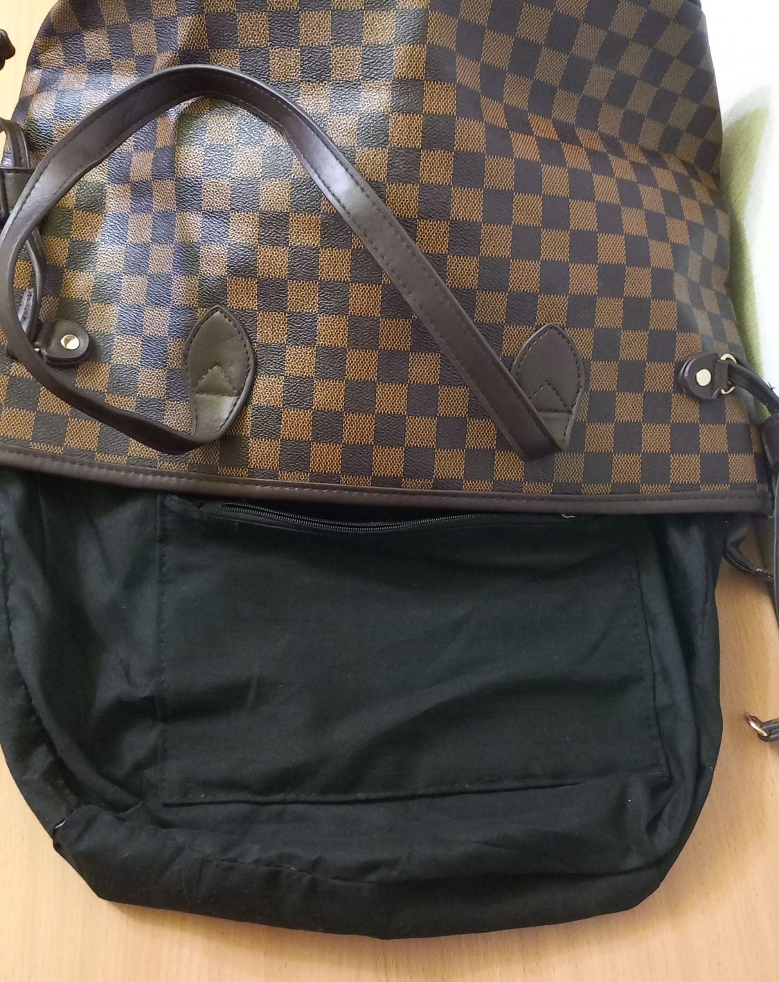 Cумка Louis Vuitton