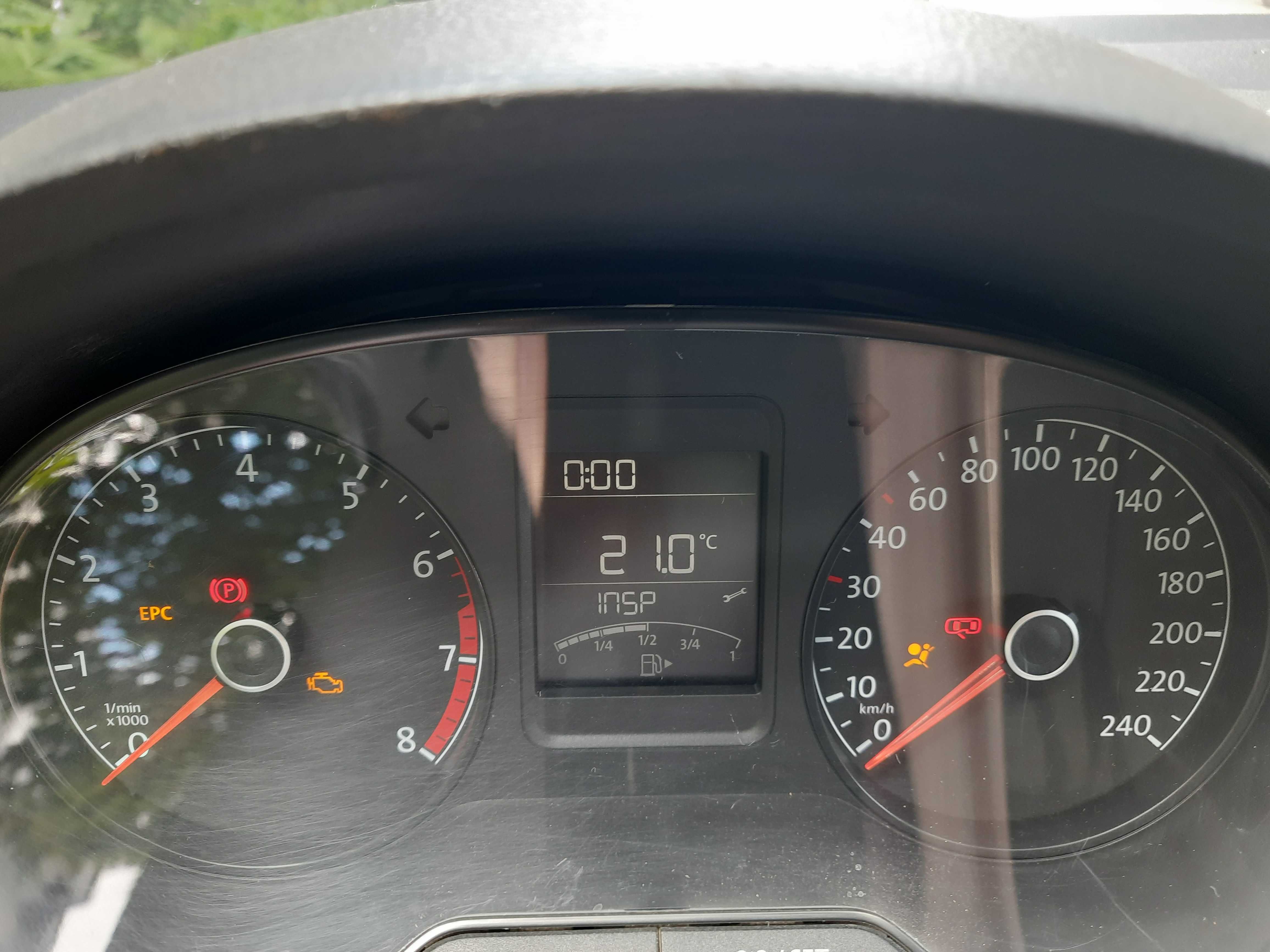 Панель приладів Volkswagen Polo Sedan 6RF920861C