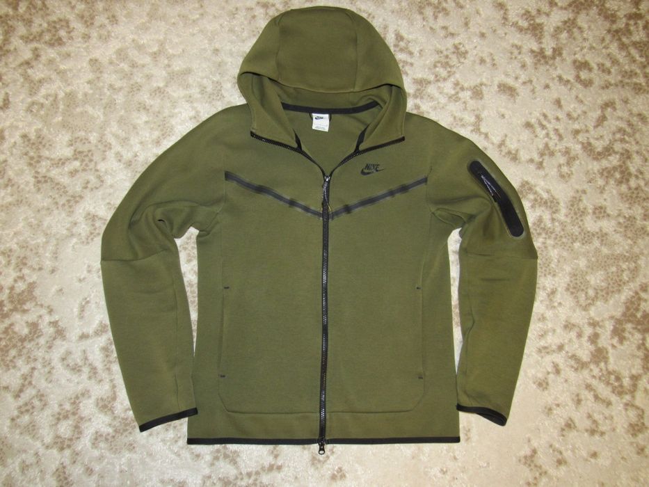 Зіпка Nike tech fleece size s