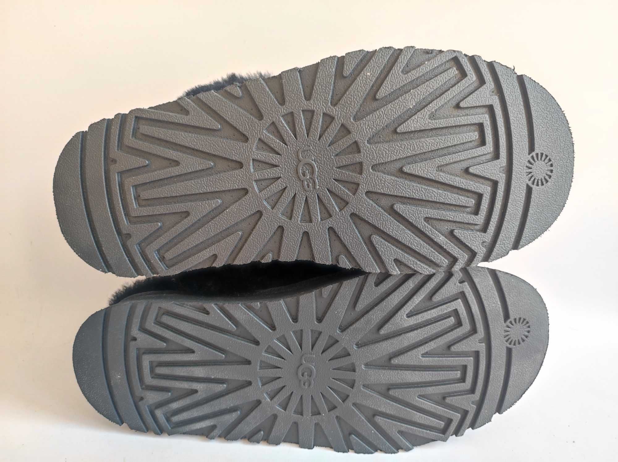 - Klapki, kapcie Ugg W Disquette r. 38 / 39
