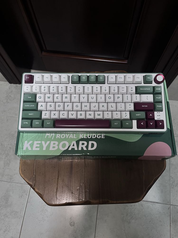 Royal kludge r75