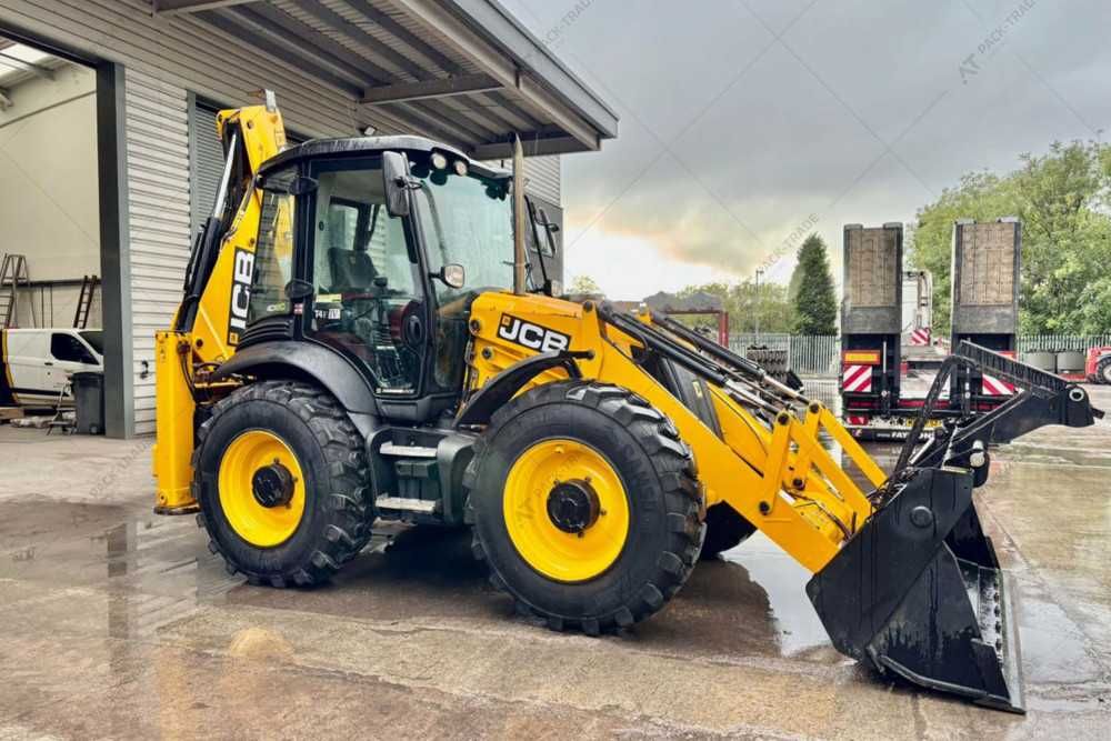 Екскаватор навантажувач JCB 4CX