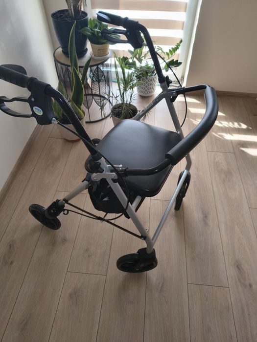 Sprzedam chodzik ViteaCare Rocky