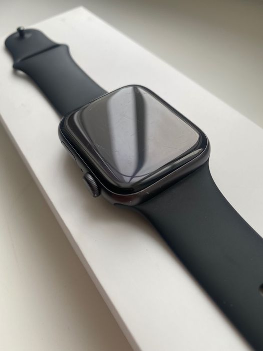 Apple Watch SE 2020 44 mm