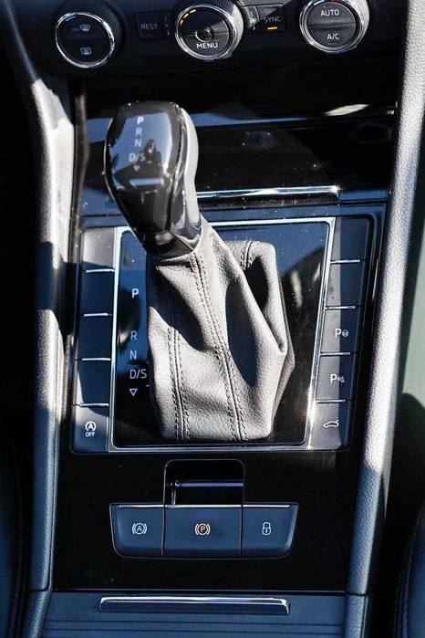 Skoda,Skoda SuperB,SuperB 3 gen