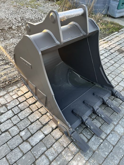 Oryginalna nowa  łyżka volvo s70 120cm