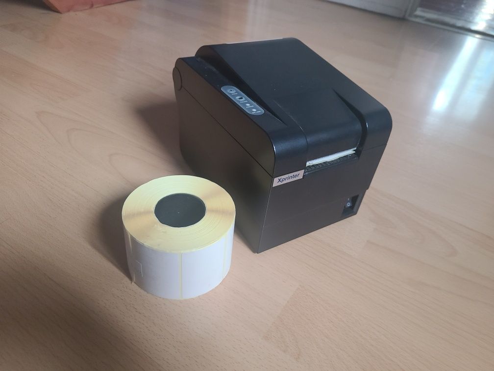 Термопринтер етикеток XPrinter XP-235B