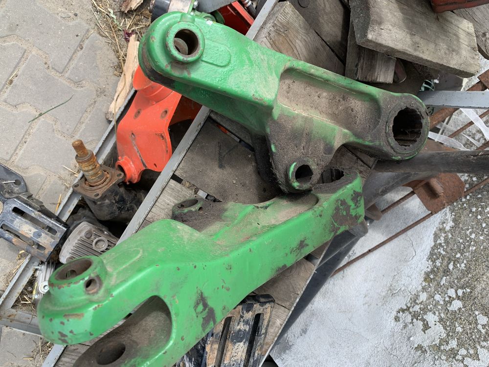 Ramie podnosnika john deere