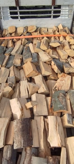 Drewno kominkowe bukowe układane