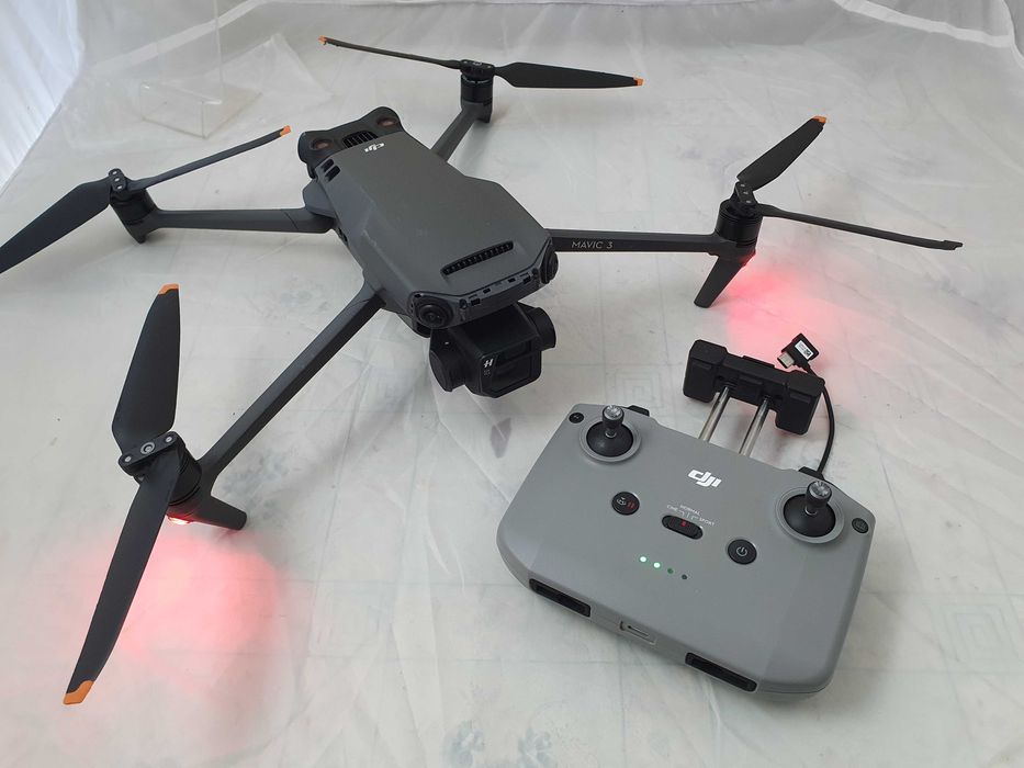 DJI Mavic 3 FCC американец с дефектом датчика приближения