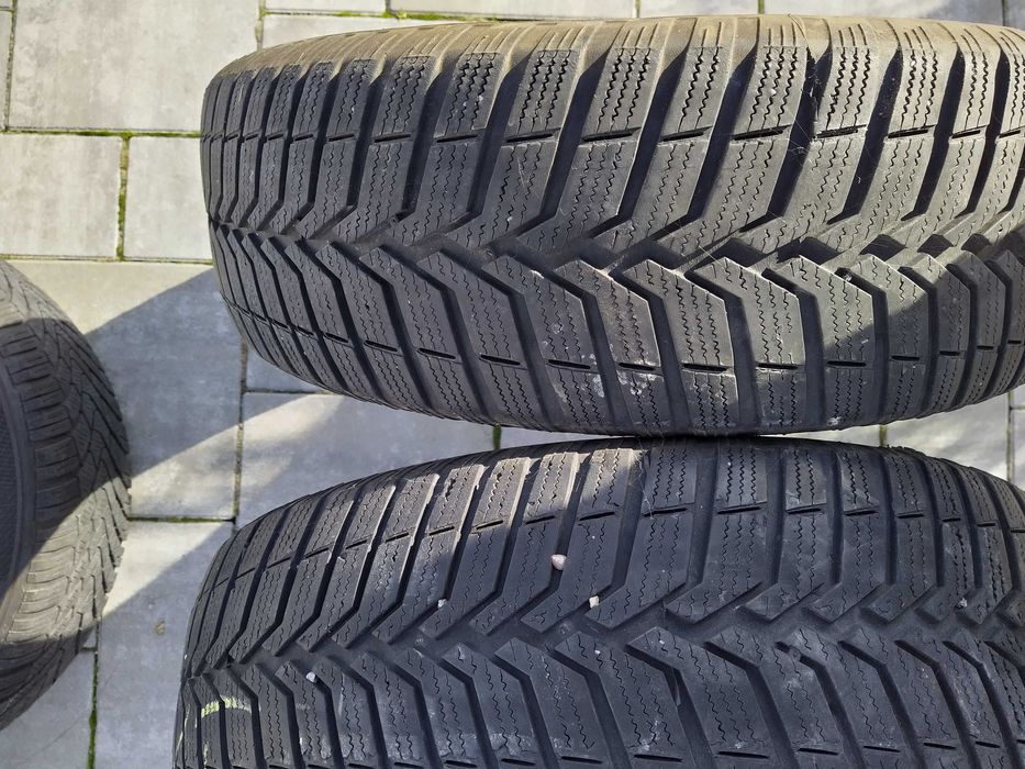 opony zimowe 195/65 R15 continental vredestein