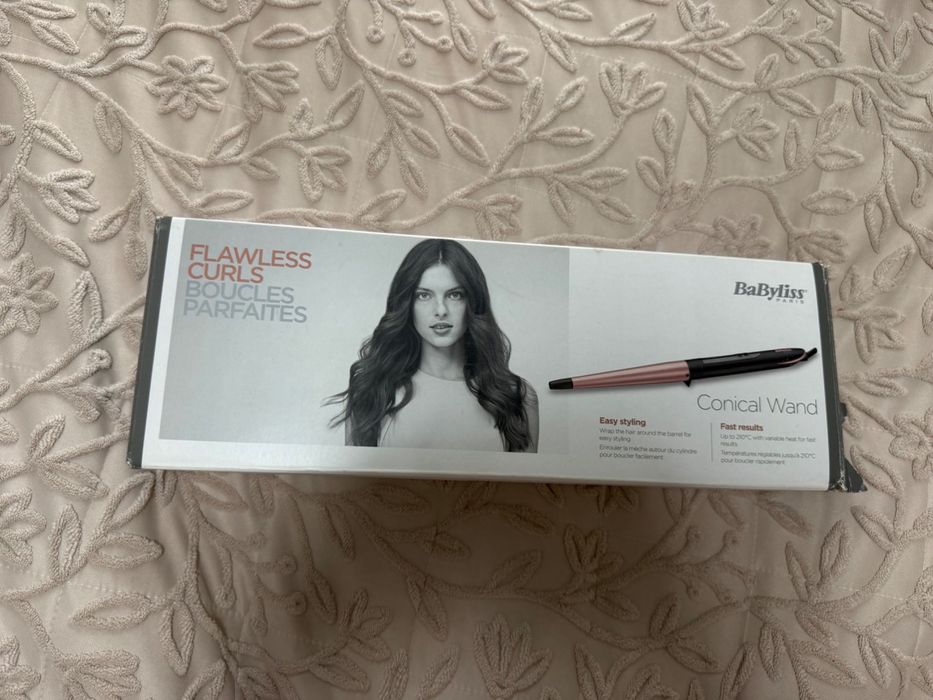 Конусна плойка Babyliss. Використовувалась 1 раз
