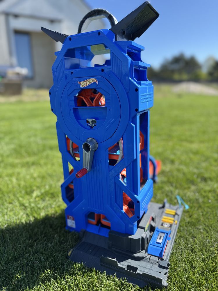 Garaz hot wheels