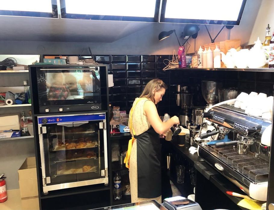 Кав’ярня з обладнанням та брендом, бізнес із реальним прибутком!