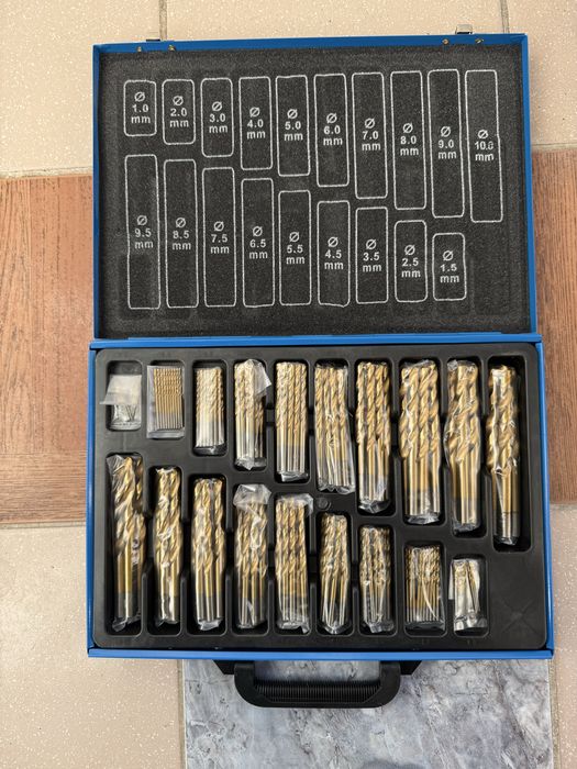 Комплект спиральных сверл Holzmann 170 штук