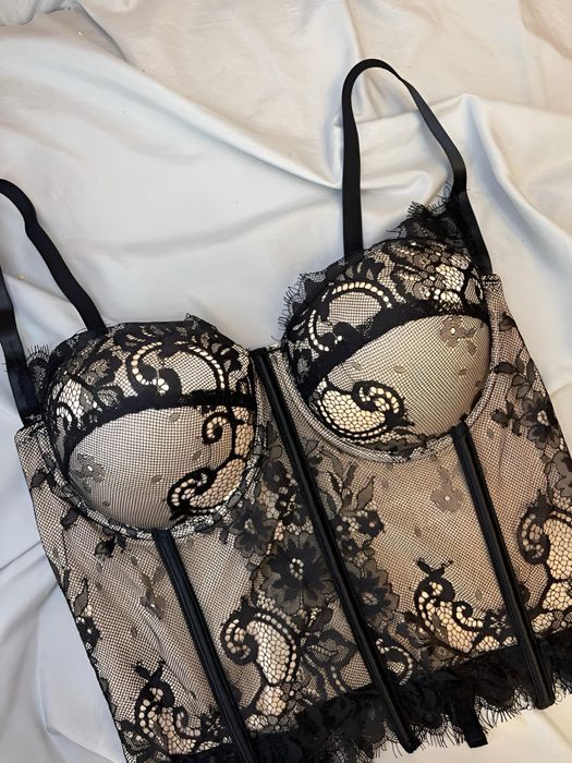 Корсет мереживний