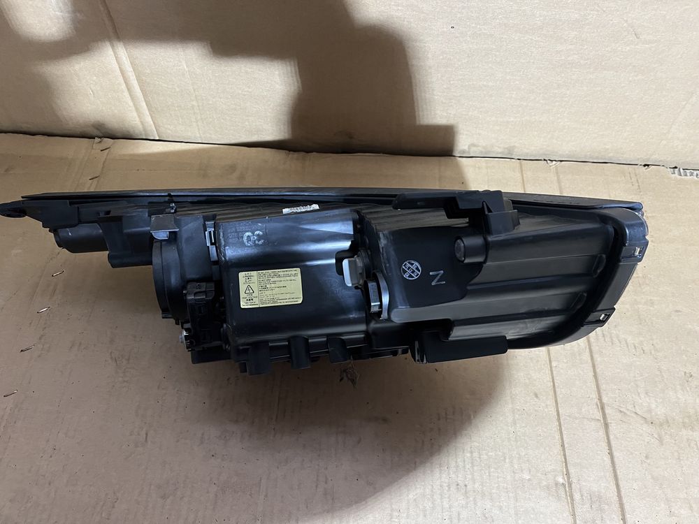 Lampa lewy przód led Hyundai IX35 Tucson NOWA