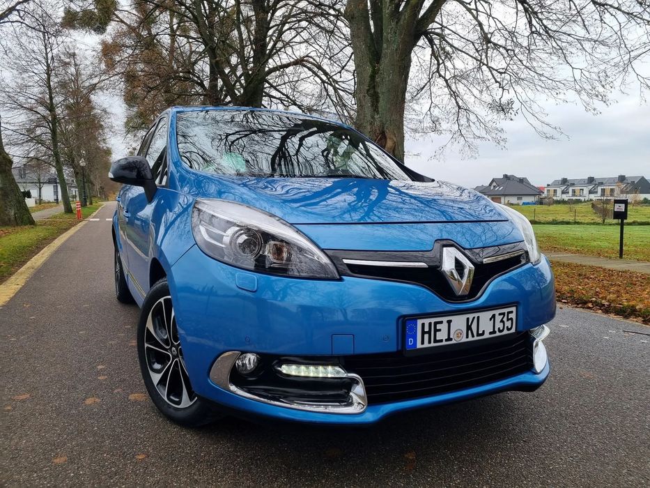 Renault Scenic Wyposażony,Szyberdach,Hak,Climatronic,Kamera,PDC,Zadbany z Niemiec..