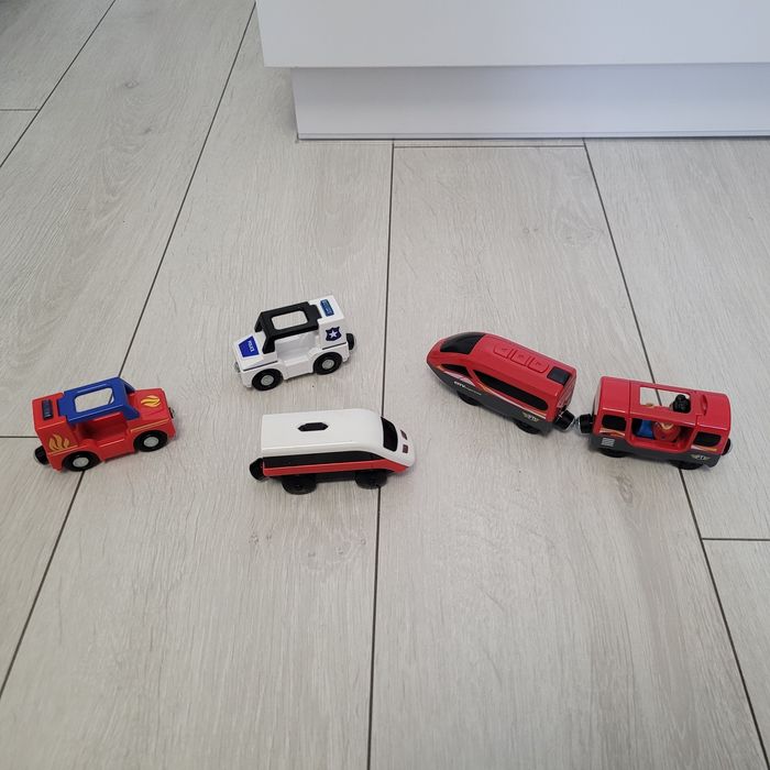 Поїзд playtive для дерев'яної залізниці