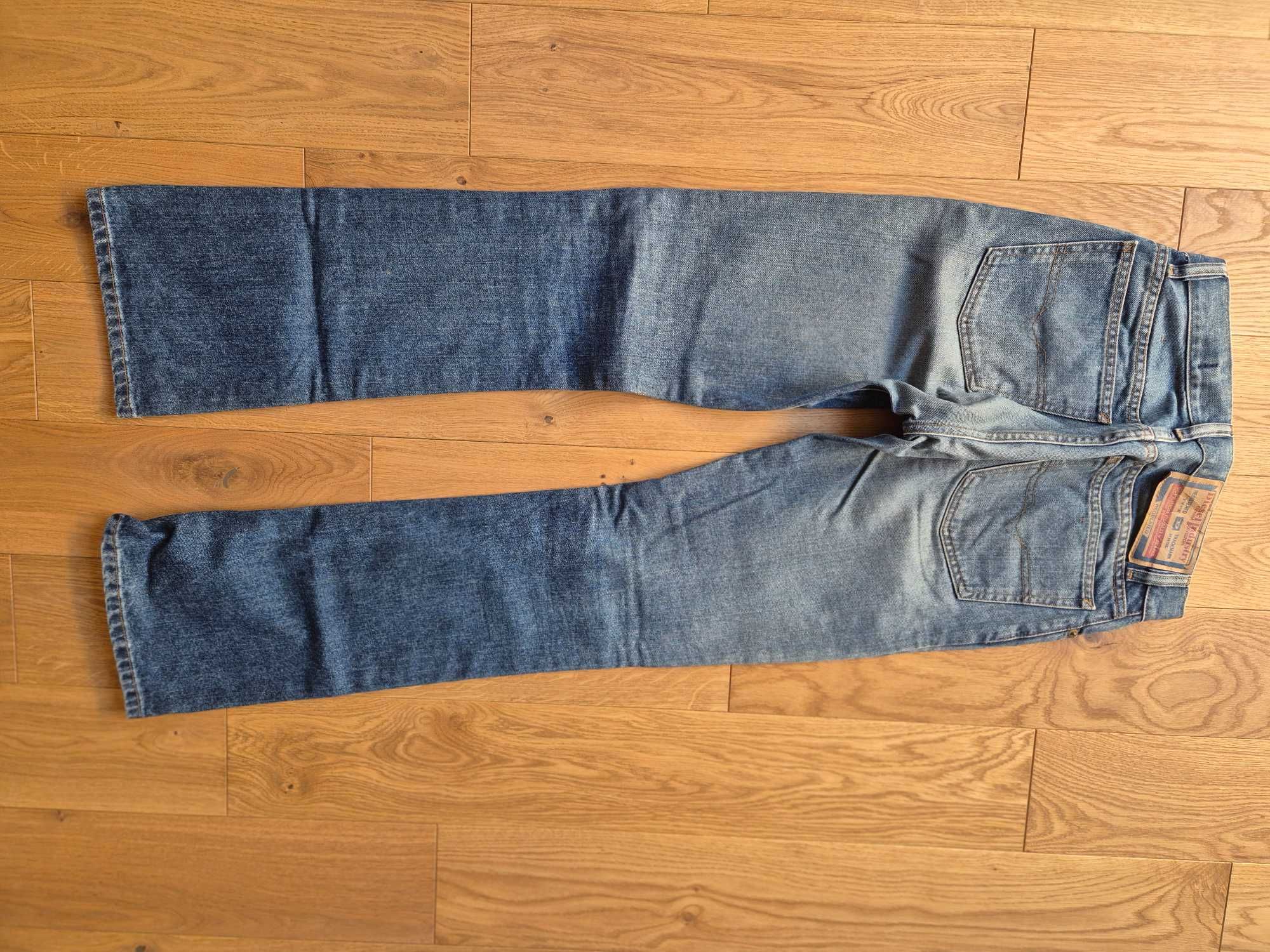 Spodnie jeansowe Diesel  damskie