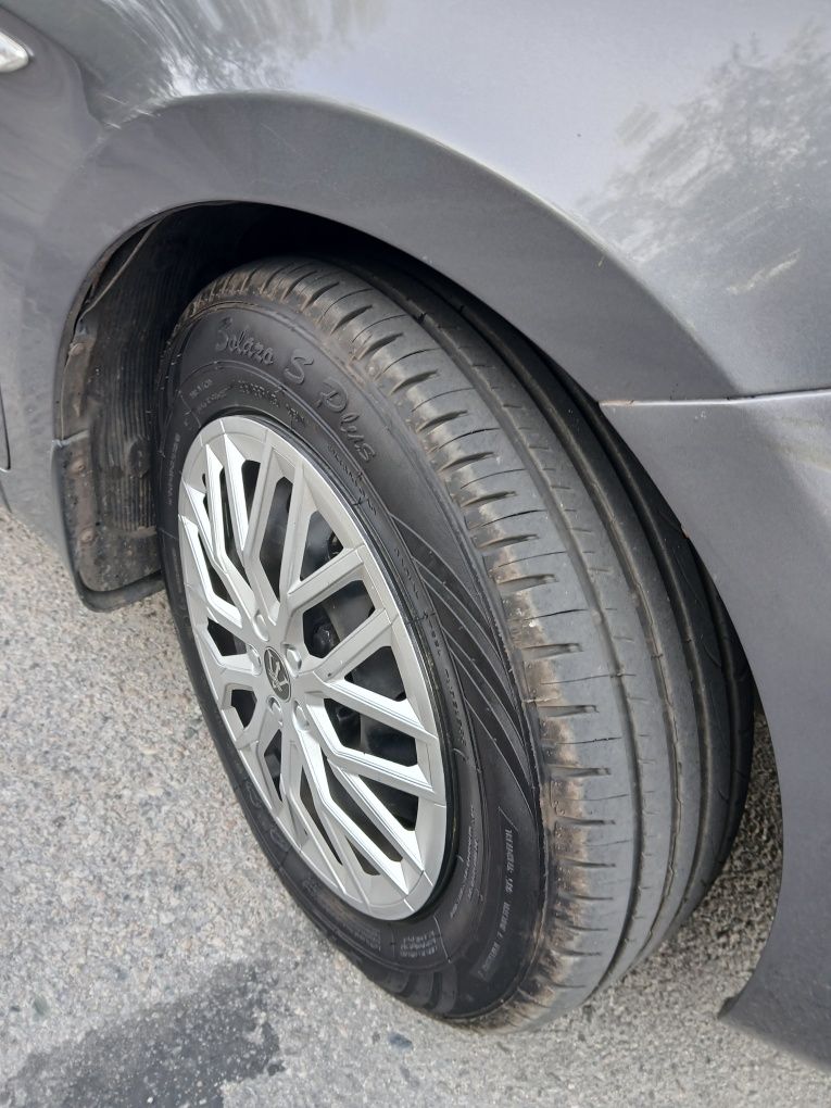Hyundai accent 1.4 бензин,торг