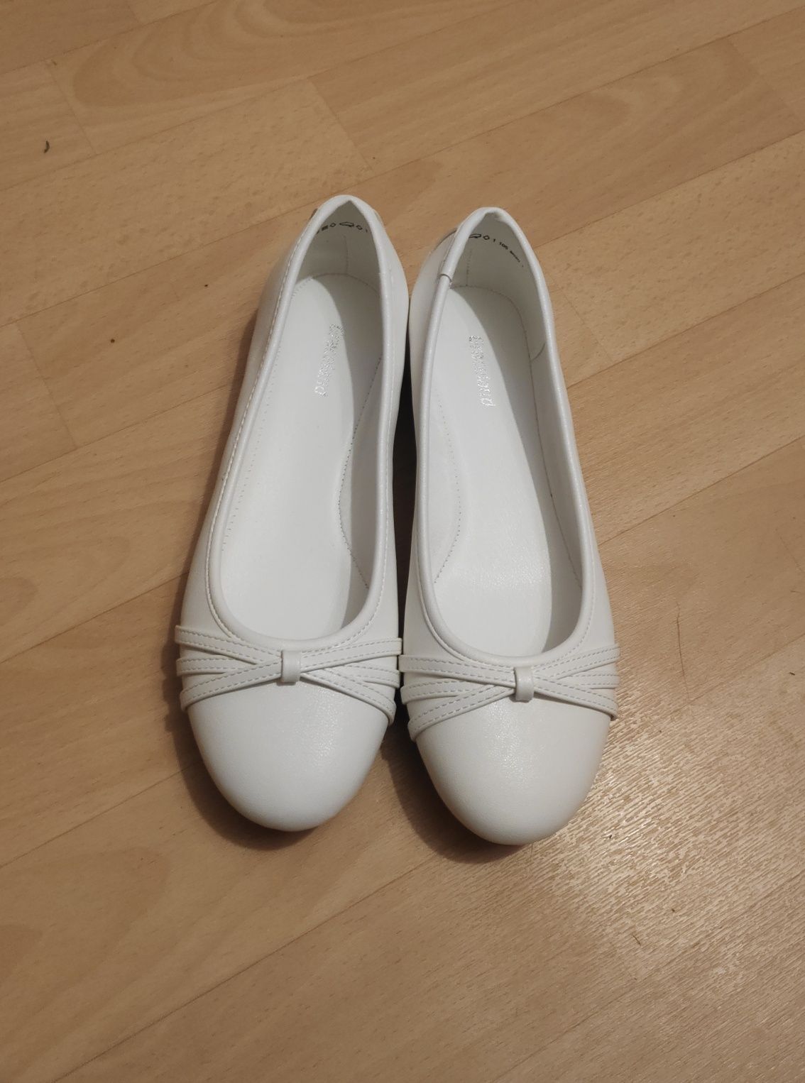 Buty damskie komunijne rozmiar 37